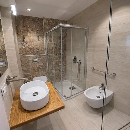 Mandralisca * צ'פאלו