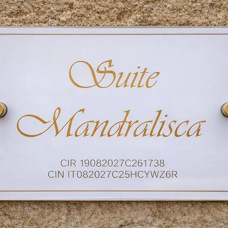 Mandralisca Апартаменты Чефалу